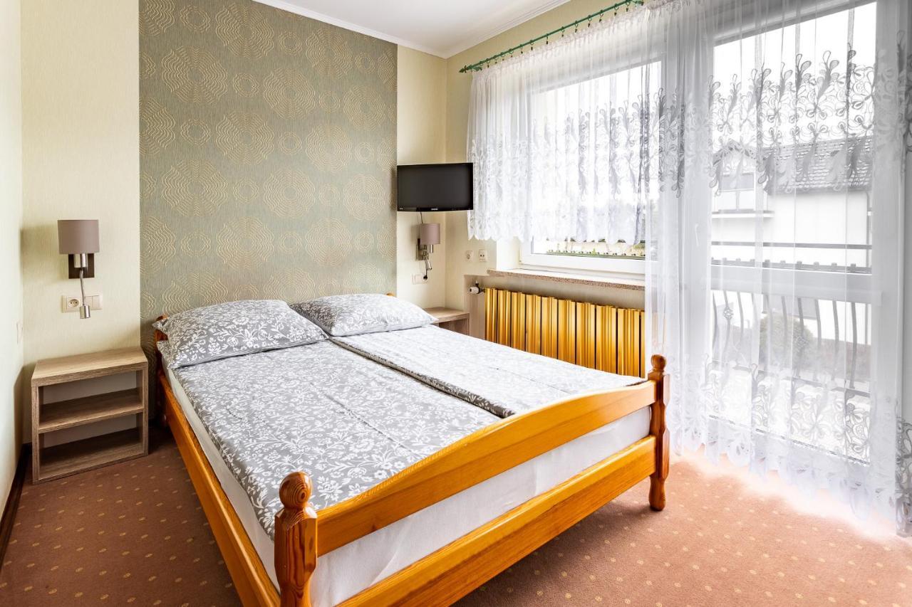 Pokoje Goscinne Katarzyna Kur Debki Esterno foto