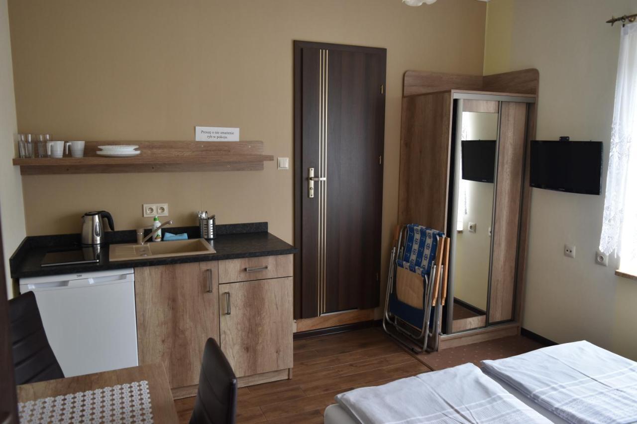 Pokoje Goscinne Katarzyna Kur Debki Esterno foto